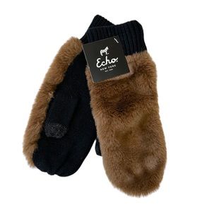 Echo Faux Fur Mittens in Cocoa